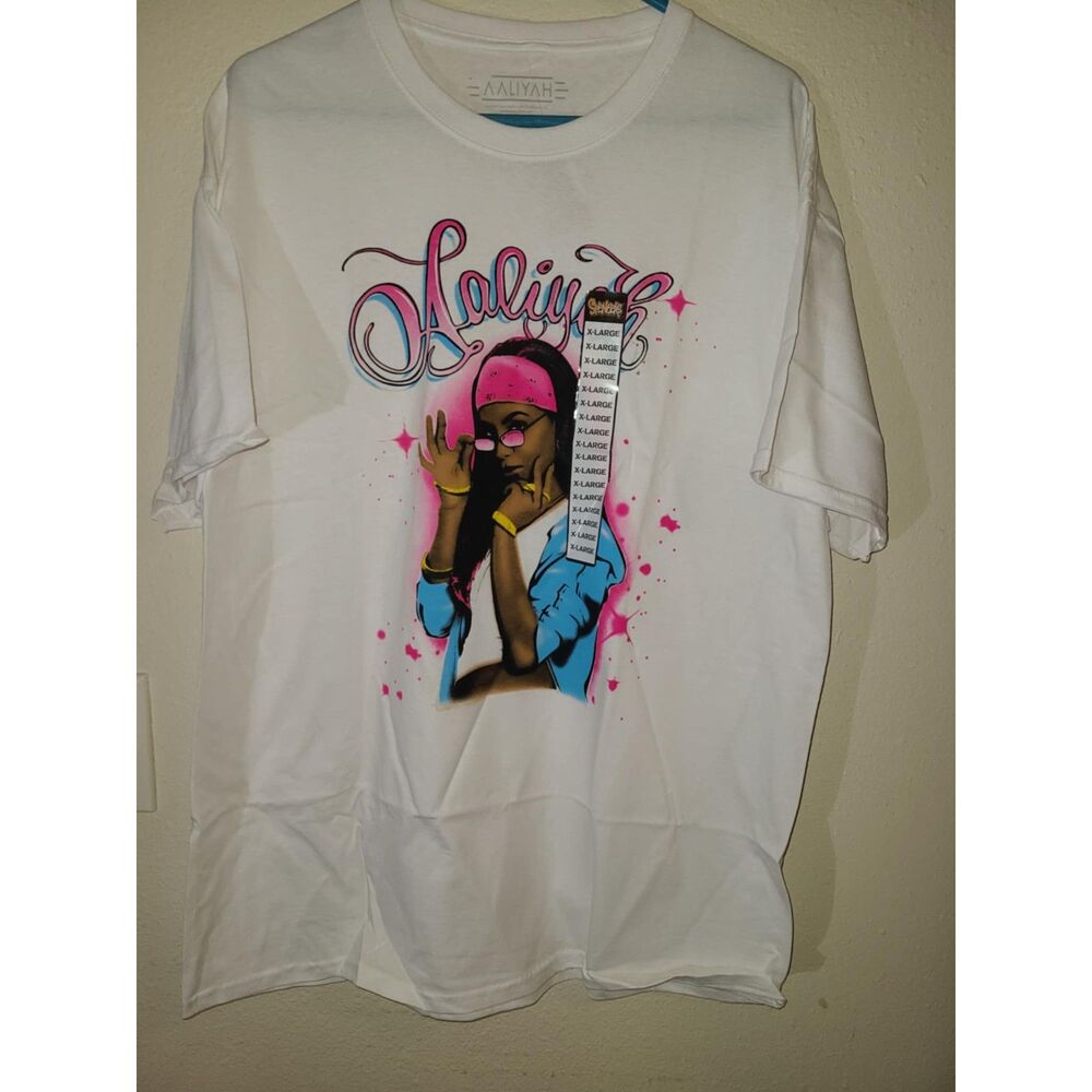 Aaliyah Airbrush T-Shirt Women's Size XL Print 100% Cotton NEW NWT